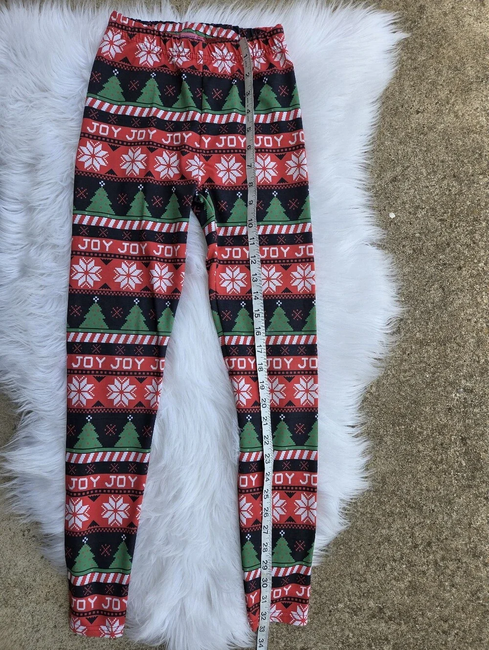 Joyce Concept festive christmas